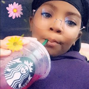 Meet your Posher, Quinn